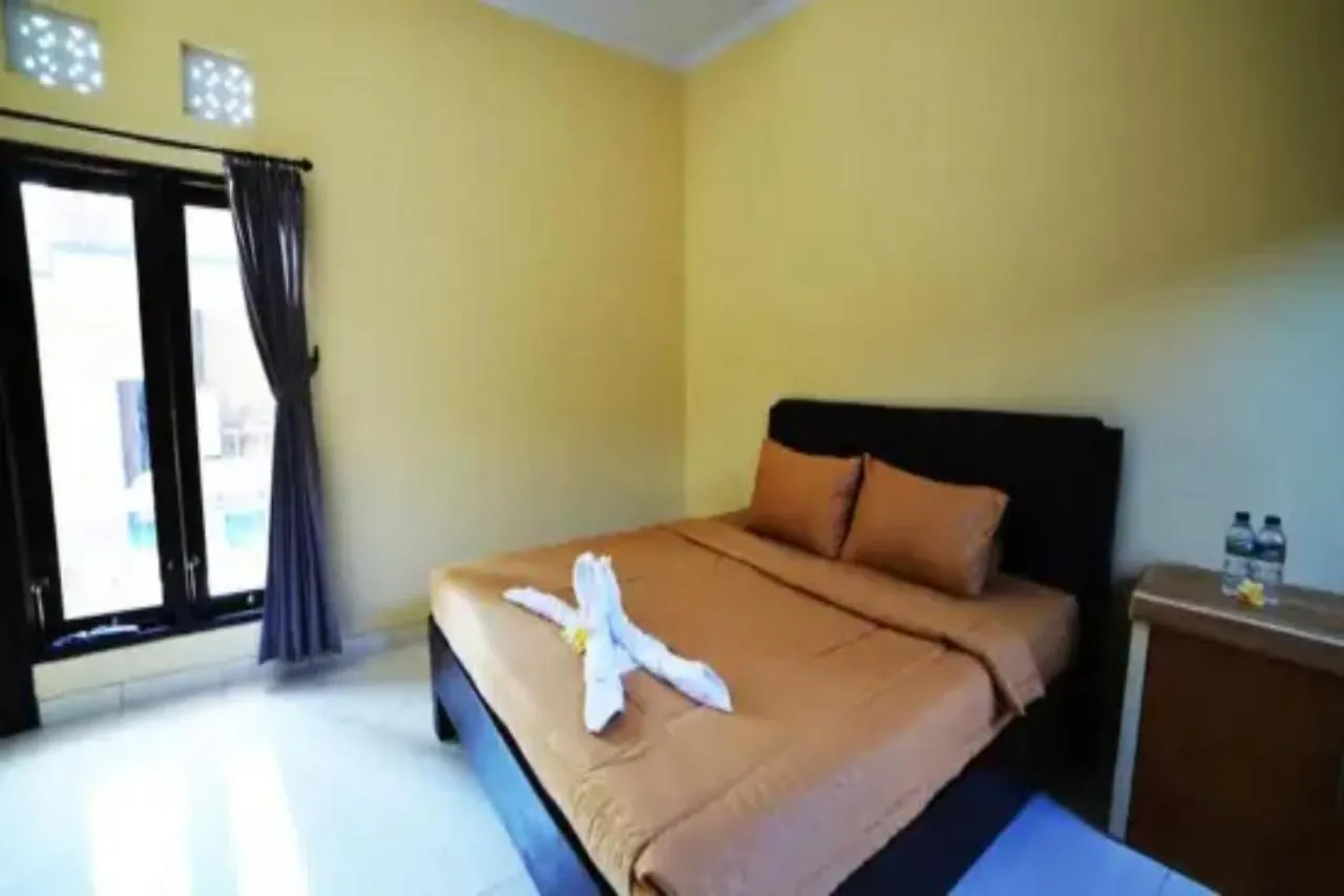 Oyo Flagship 91237 Ratu Guest House Kedunganan