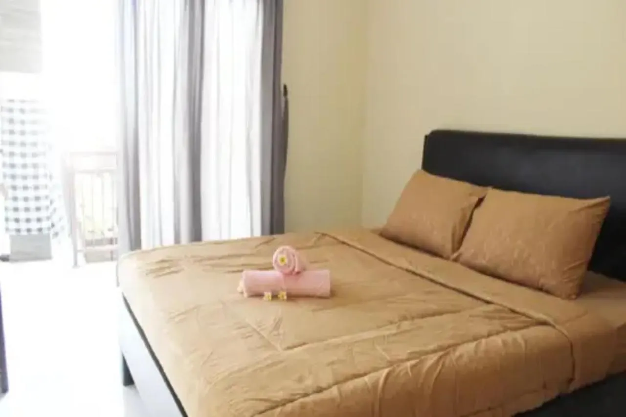 Oyo Flagship 91237 Ratu Guest House Kedunganan Ινδονησία